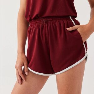 Outdoor voices recmesh 2.5” shorts size S